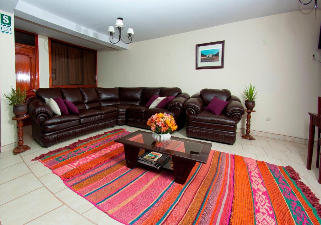 Yucay Plaza Inn Luaran gambar