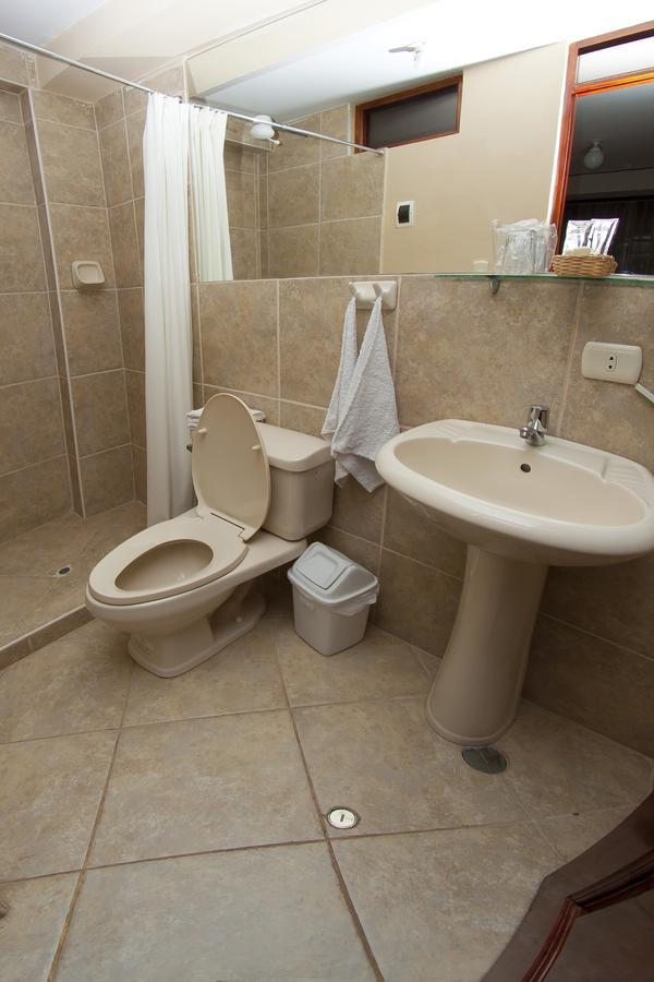 Yucay Plaza Inn Luaran gambar