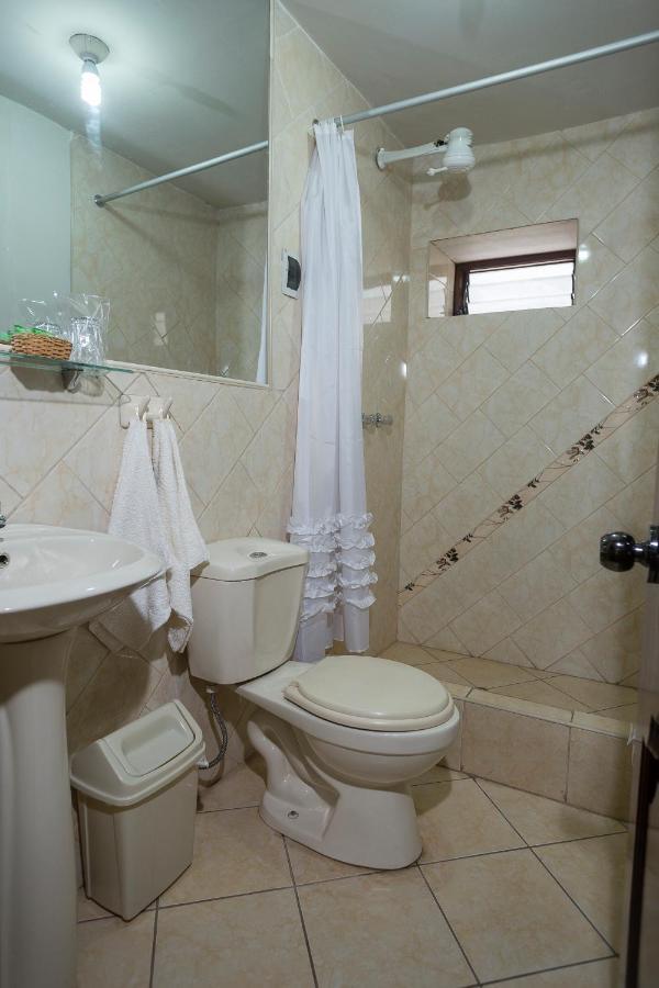 Yucay Plaza Inn Luaran gambar